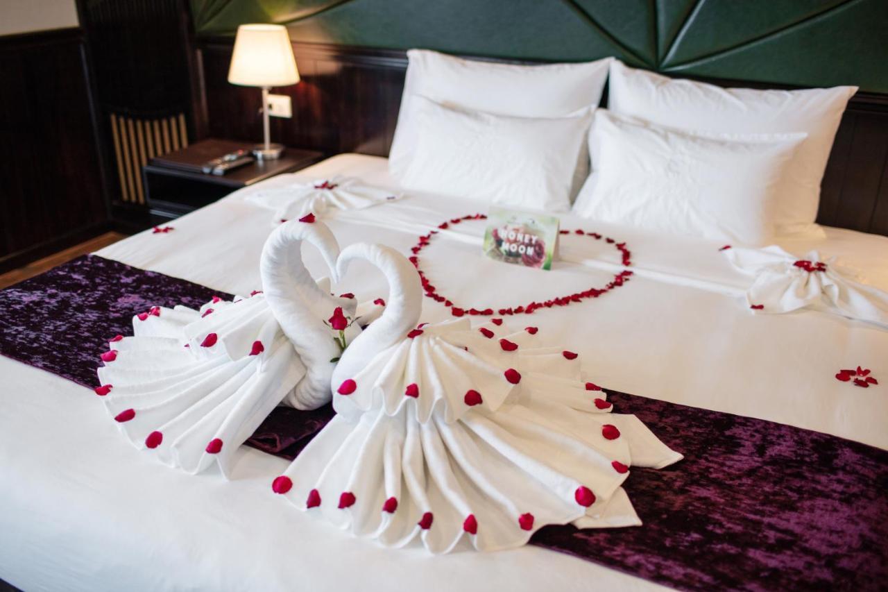 Hotel Peony Cruises à Hạ Long Extérieur photo